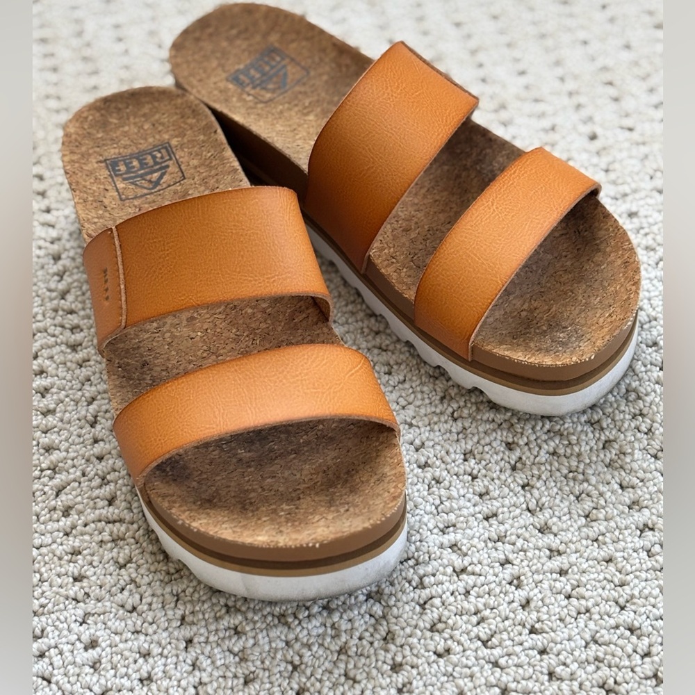 Reef Cushion Vista Hi Sandals Natural Sz 8